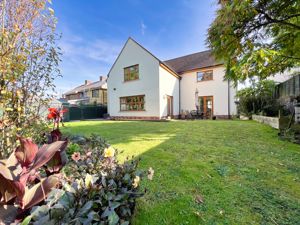 Photo 7- click for photo gallery